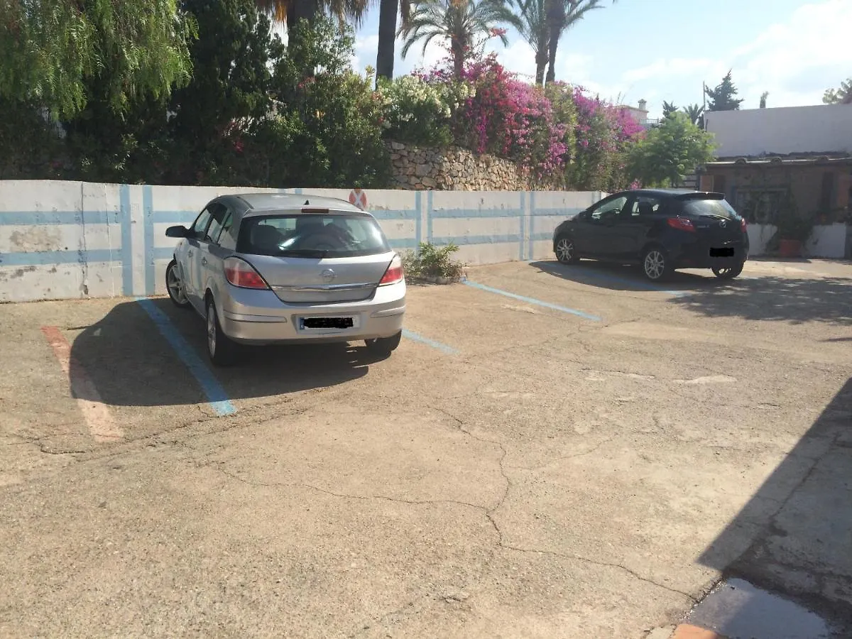 Apartamento pequeño conjunto casas adosados La Caleta-Guardia España